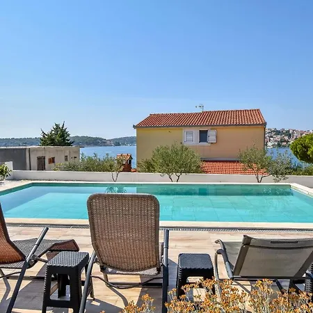 House Osti Holiday home *