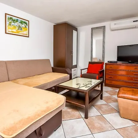 Holiday home House Osti *