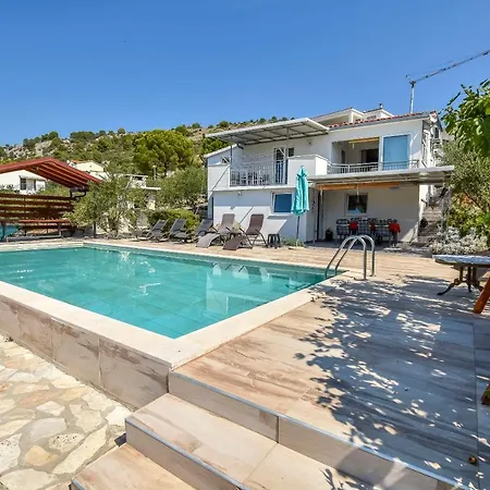 House Osti Holiday home