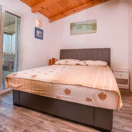 Holiday home House Osti