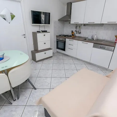 House Osti Rogoznica (Sibenik-Knin)