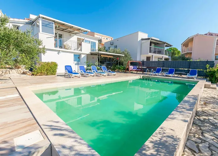 Vakantiehuis House Osti *