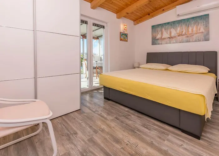 House Osti * Rogoznica (Sibenik-Knin)